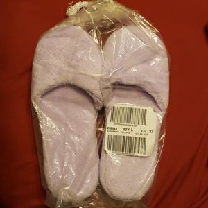 NIP Victoria secret super soft slippers